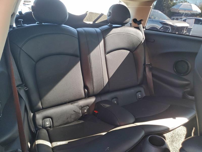 Фото 10 - MINI COOPER