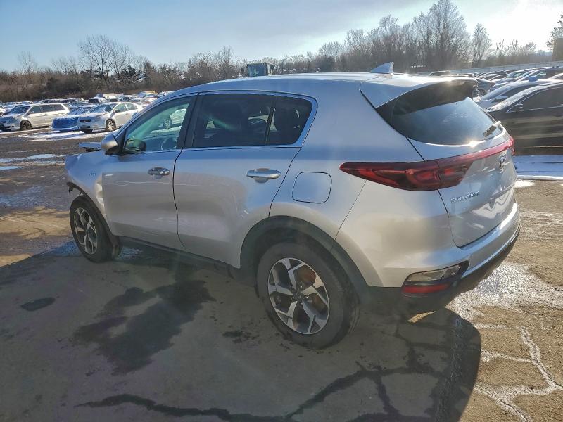 Фото 2 - KIA SPORTAGE