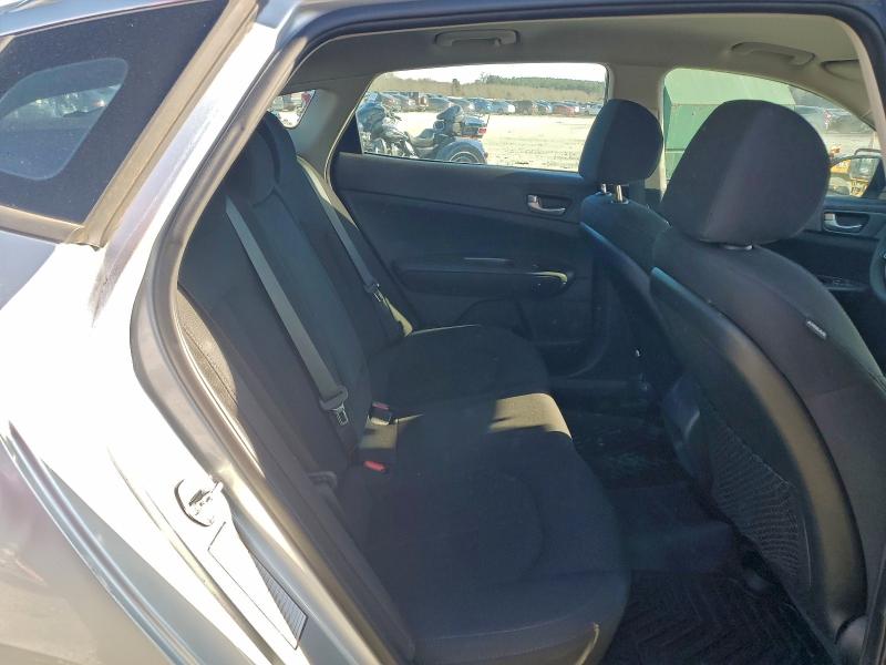 Фото 10 - KIA OPTIMA