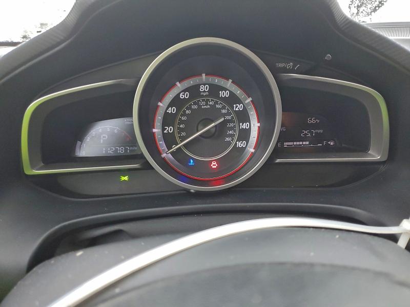 Фото 9 - MAZDA 3