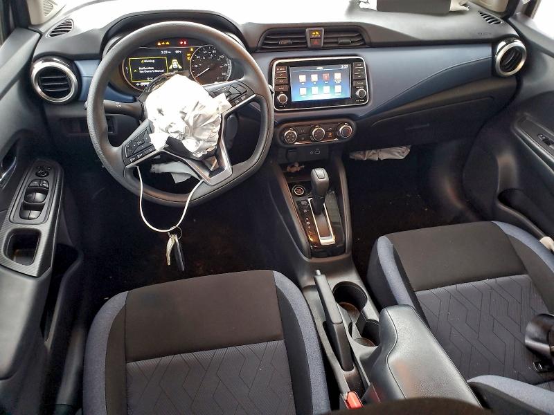 Фото 8 - NISSAN VERSA