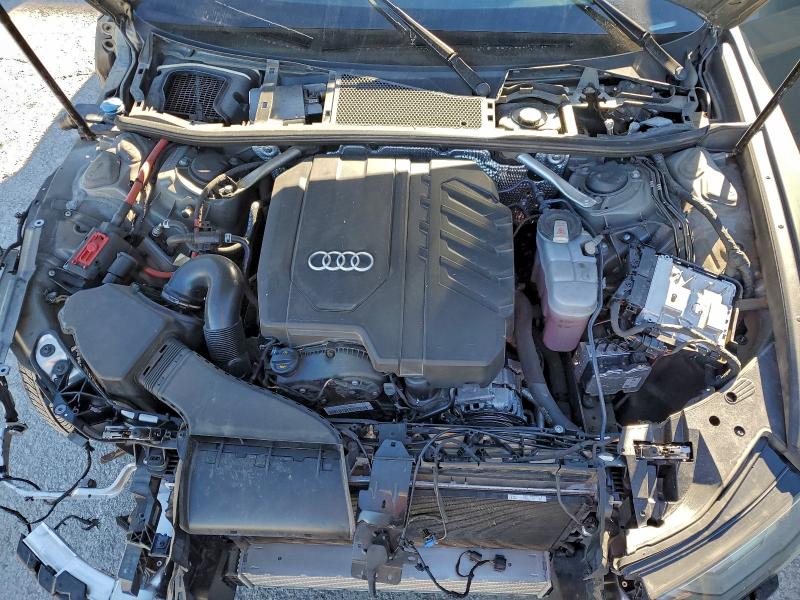 Фото 11 - AUDI A6