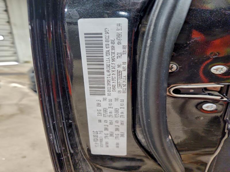 Фото 12 - RAM 1500