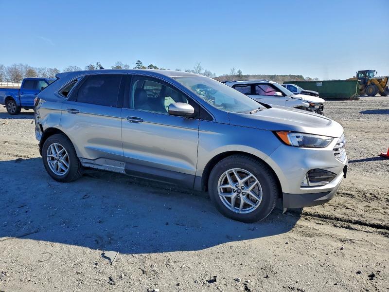 Фото 4 - FORD EDGE