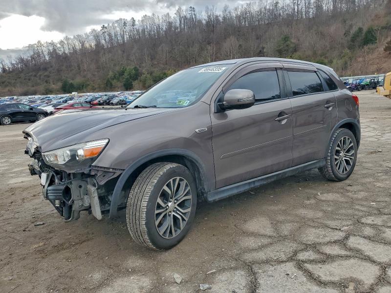 Фото 1 - MITSUBISHI OUTLANDER