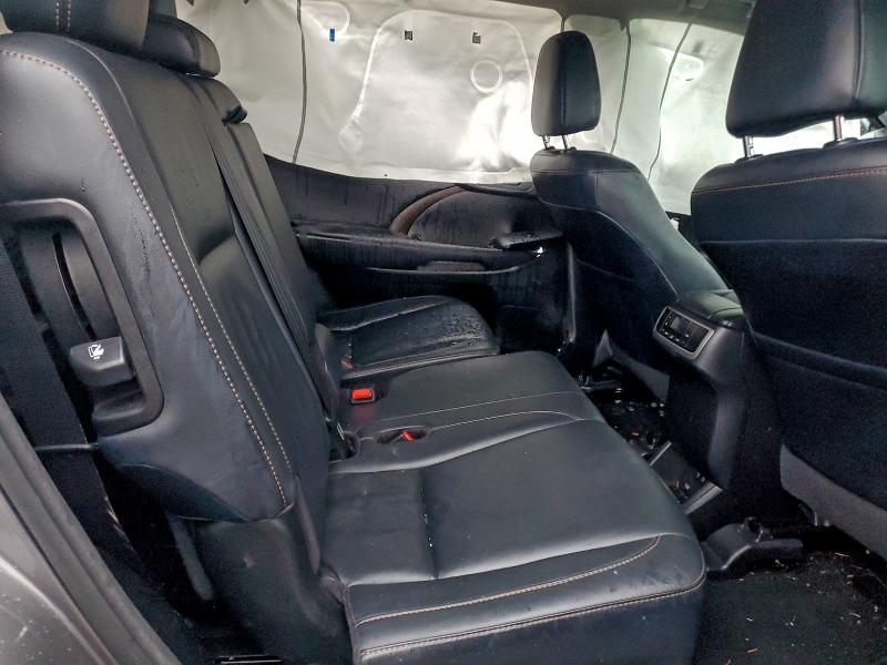 Фото 11 - TOYOTA HIGHLANDER