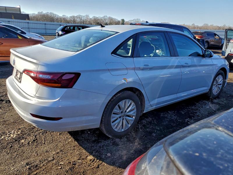Фото 3 - VOLKSWAGEN JETTA