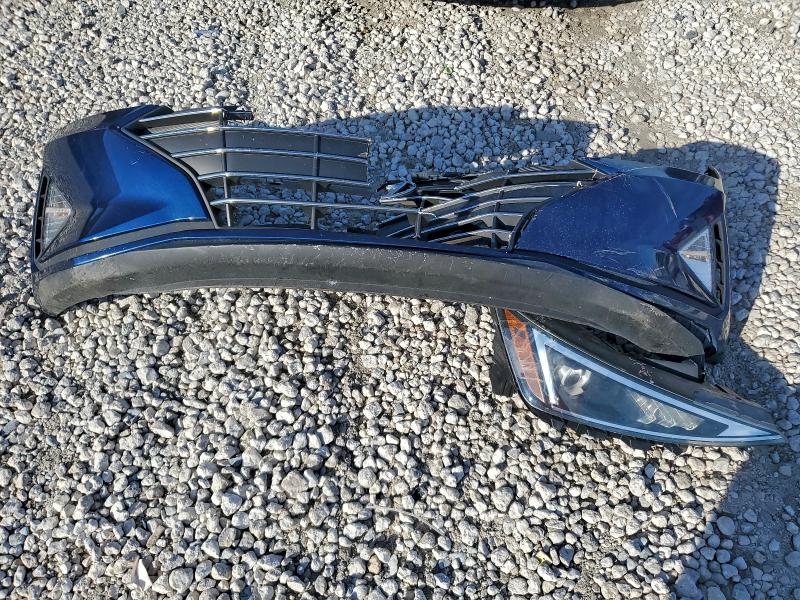 Фото 12 - HYUNDAI ELANTRA