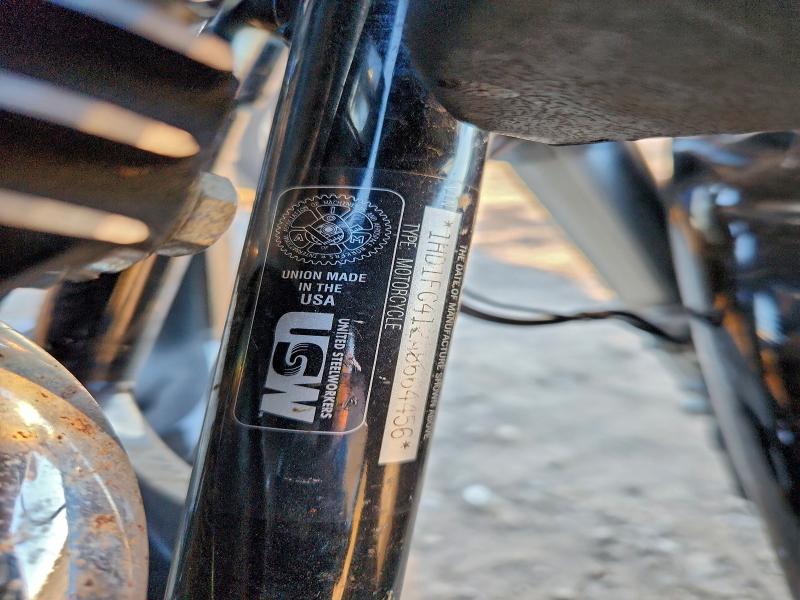 HARLEY-DAVIDSON FL 2010