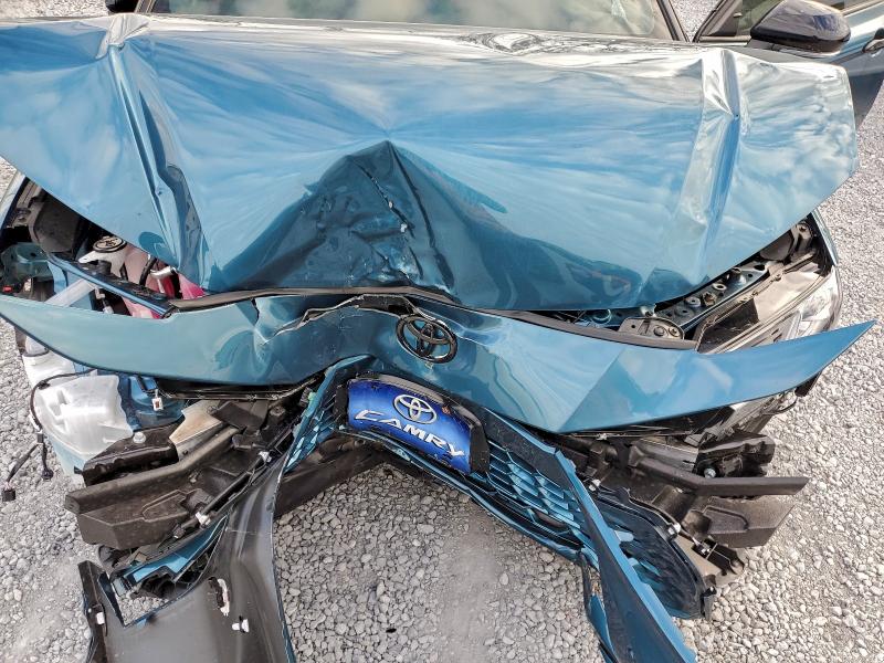 Фото 11 - TOYOTA CAMRY