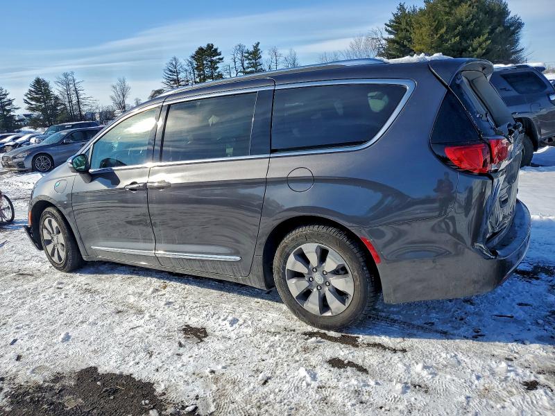 Фото 2 - CHRYSLER PACIFICA