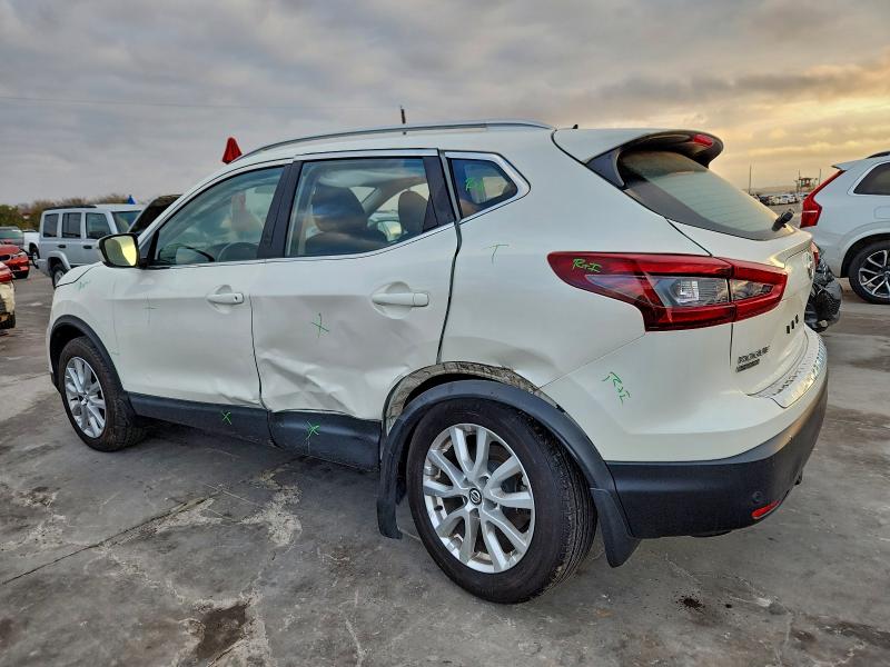 Фото 2 - NISSAN ROGUE