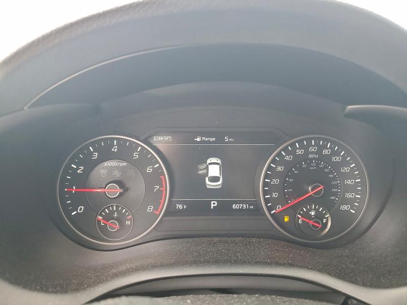 Фото 9 - KIA STINGER