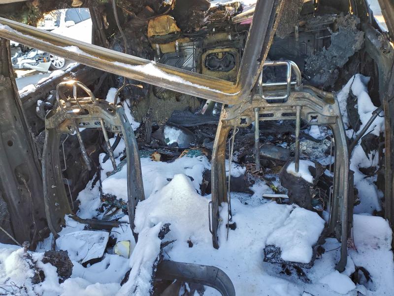 Фото 10 - HYUNDAI KONA