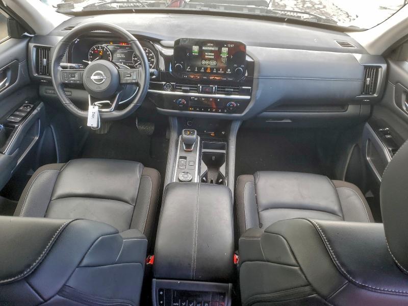 Фото 8 - NISSAN PATHFINDER