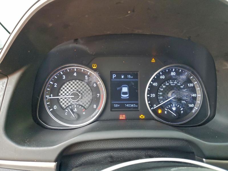 Фото 9 - HYUNDAI ELANTRA