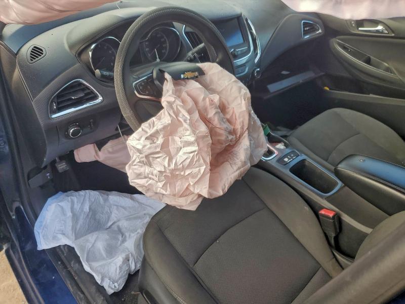 Фото 8 - CHEVROLET CRUZE