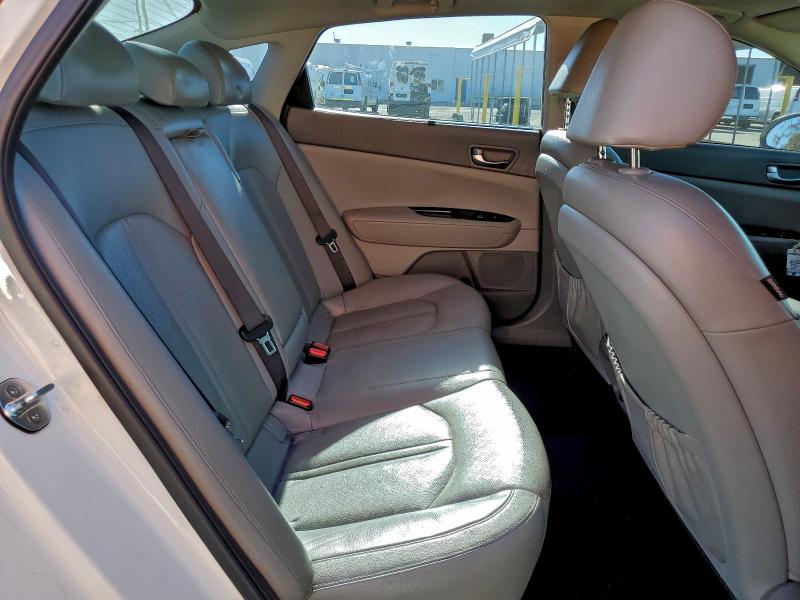 Фото 10 - KIA OPTIMA