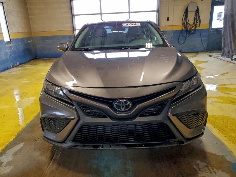 Фото 5 - TOYOTA CAMRY