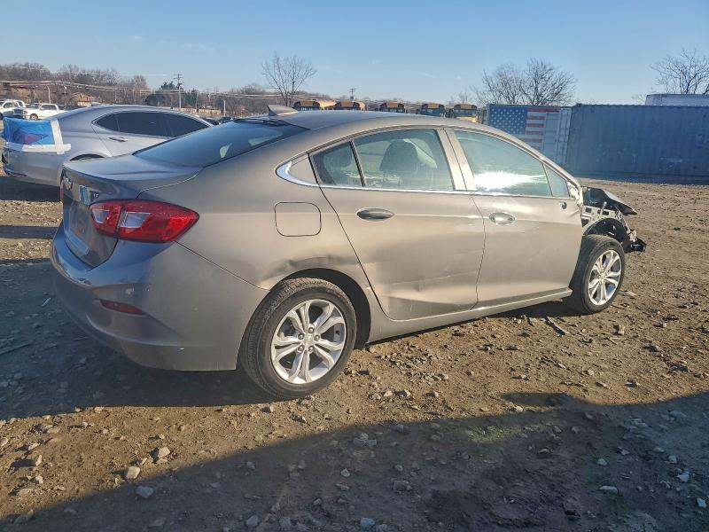 Фото 3 - CHEVROLET CRUZE