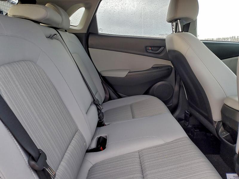 Фото 10 - HYUNDAI KONA