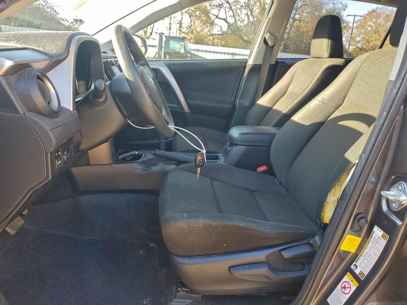 Фото 7 - TOYOTA RAV4