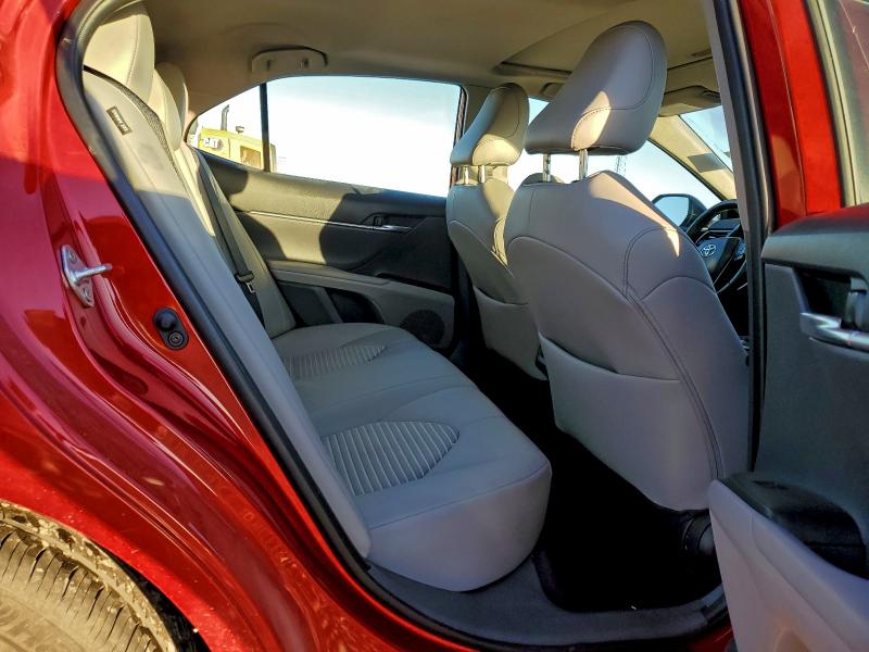 Фото 10 - TOYOTA CAMRY