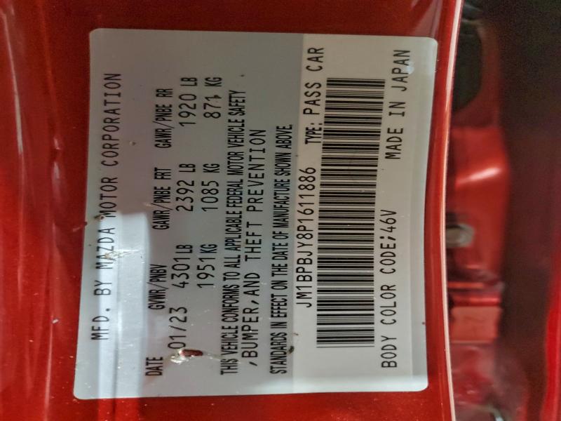 Фото 12 - MAZDA 3