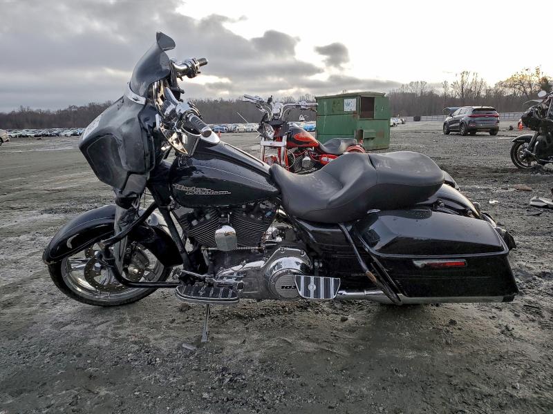 HARLEY-DAVIDSON FL 2014