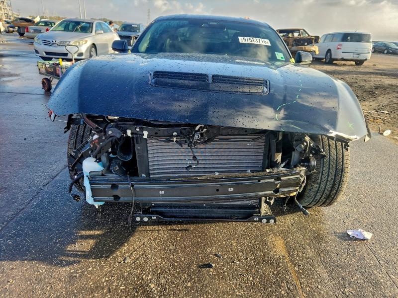 Фото 5 - FORD MUSTANG