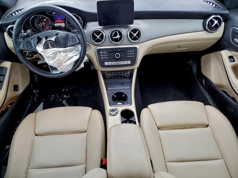 Фото 8 - MERCEDES-BENZ GLA-CLASS