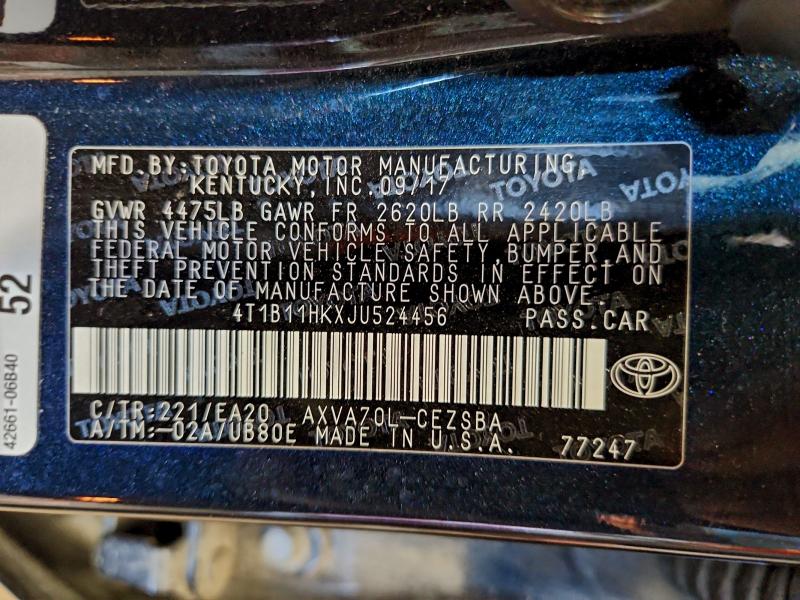 Фото 12 - TOYOTA CAMRY