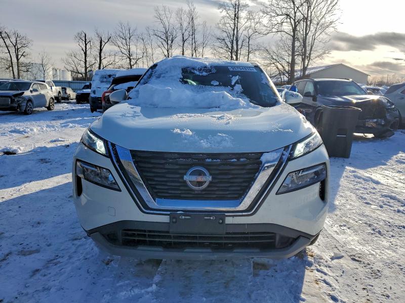 Фото 5 - NISSAN ROGUE