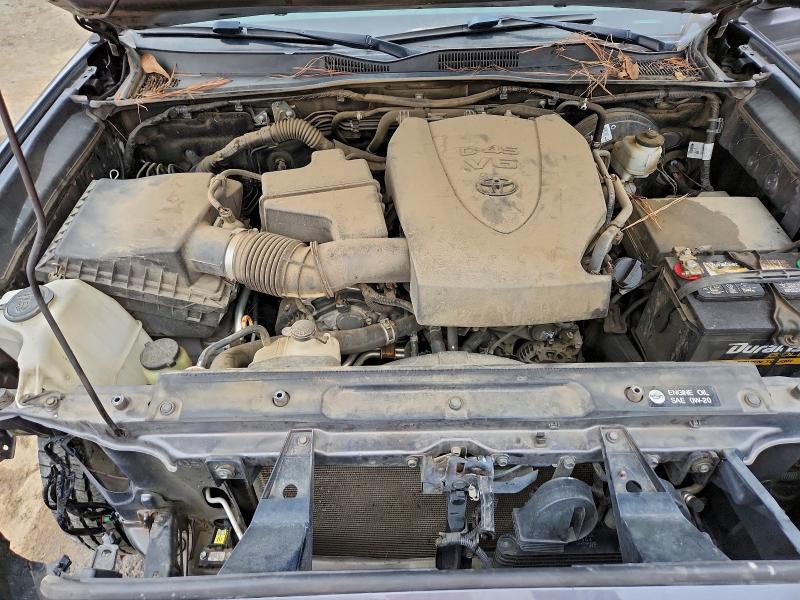 Фото 11 - TOYOTA TACOMA