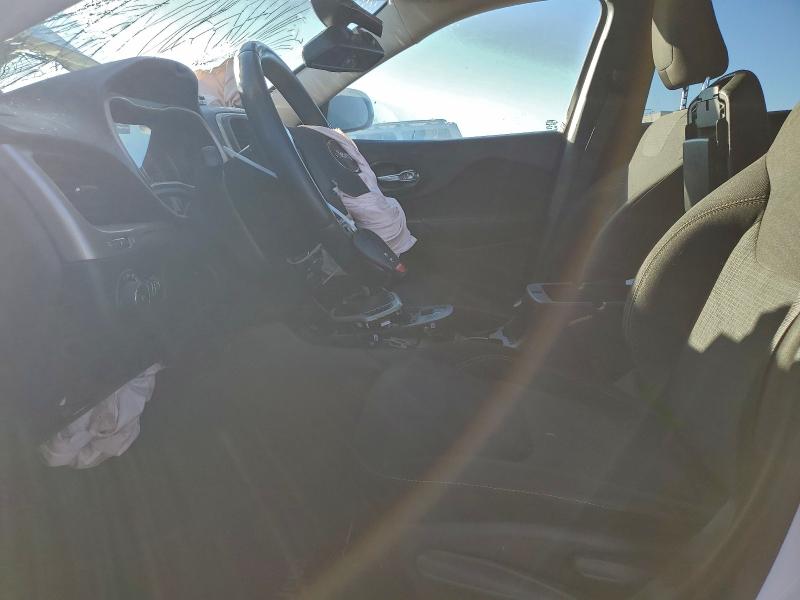 Фото 7 - JEEP GRAND CHER