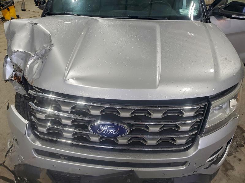 Фото 12 - FORD EXPLORER