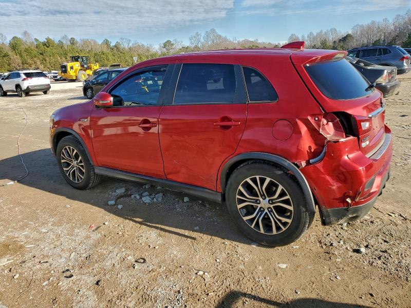 Фото 2 - MITSUBISHI OUTLANDER