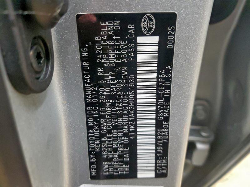 Фото 12 - TOYOTA CAMRY