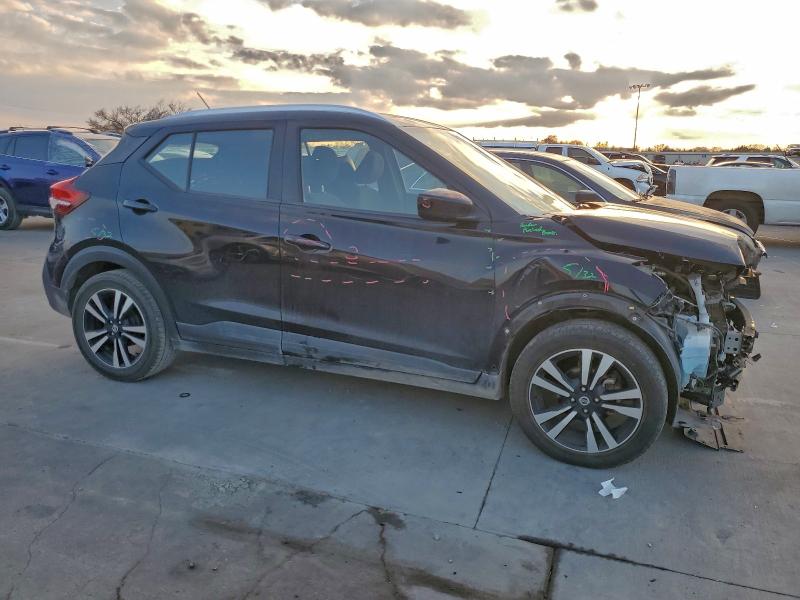 Фото 4 - NISSAN KICKS