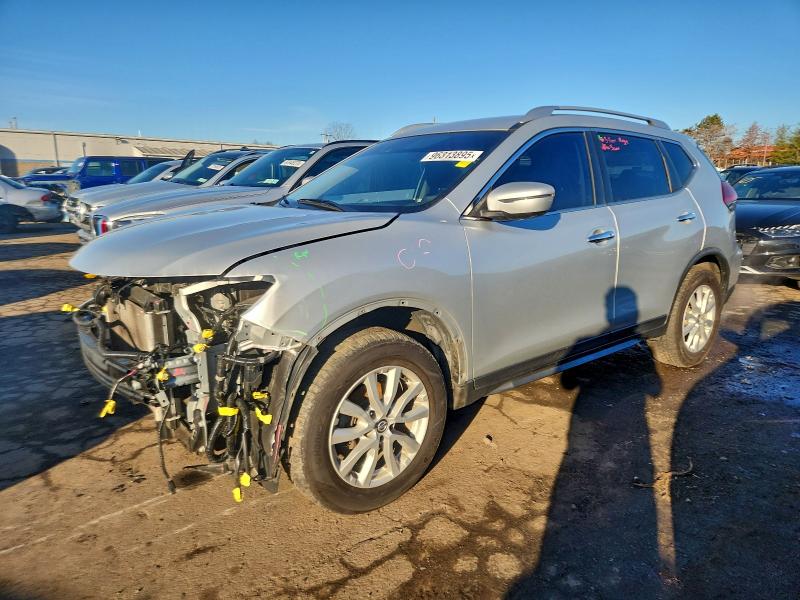 Фото 1 - NISSAN ROGUE