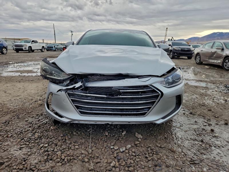 Фото 5 - HYUNDAI ELANTRA