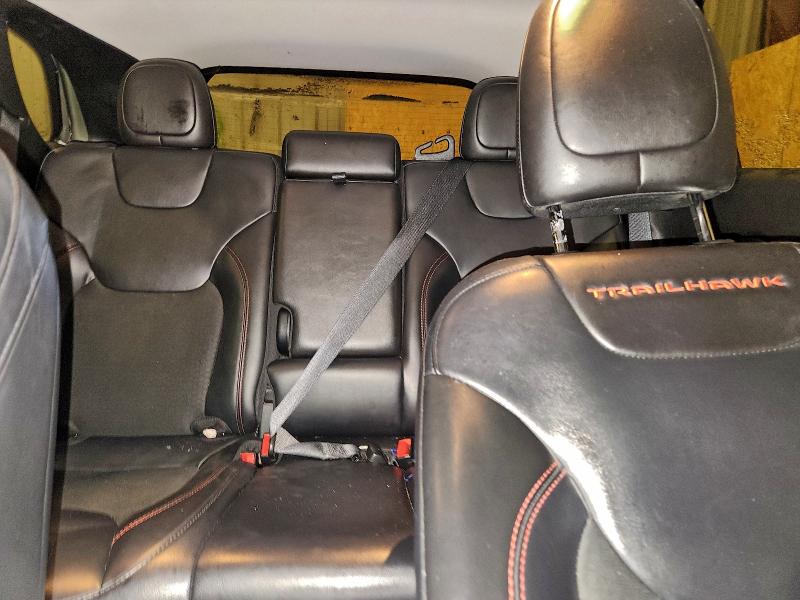 Фото 10 - JEEP CHEROKEE