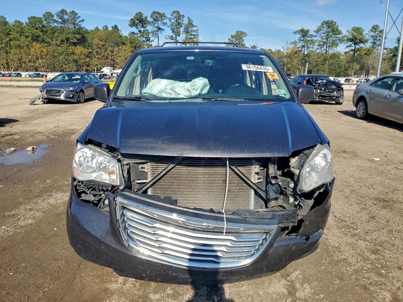 Фото 5 - CHRYSLER MINIVAN