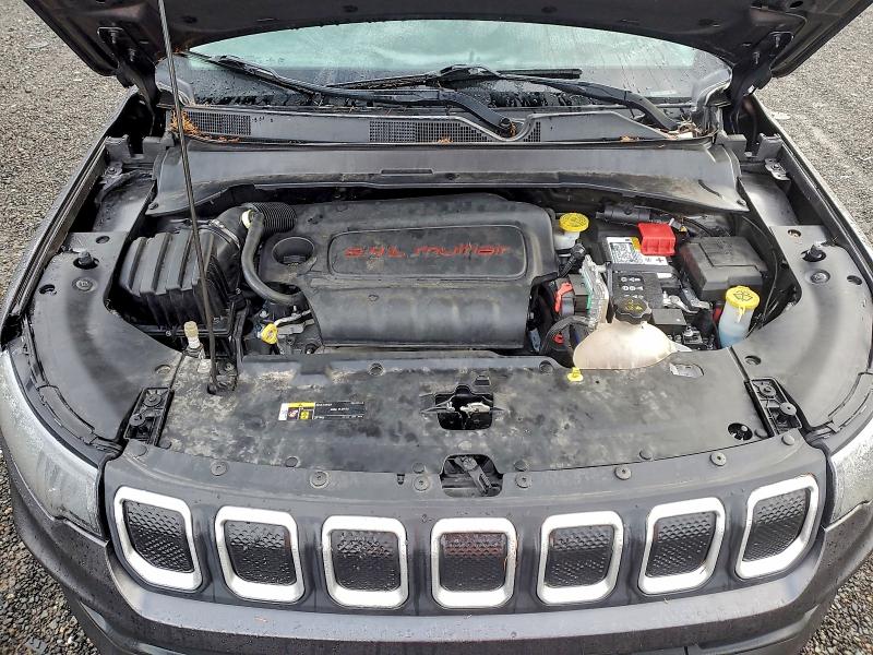 Фото 12 - JEEP COMPASS