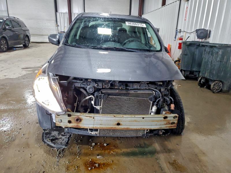 Фото 5 - NISSAN VERSA