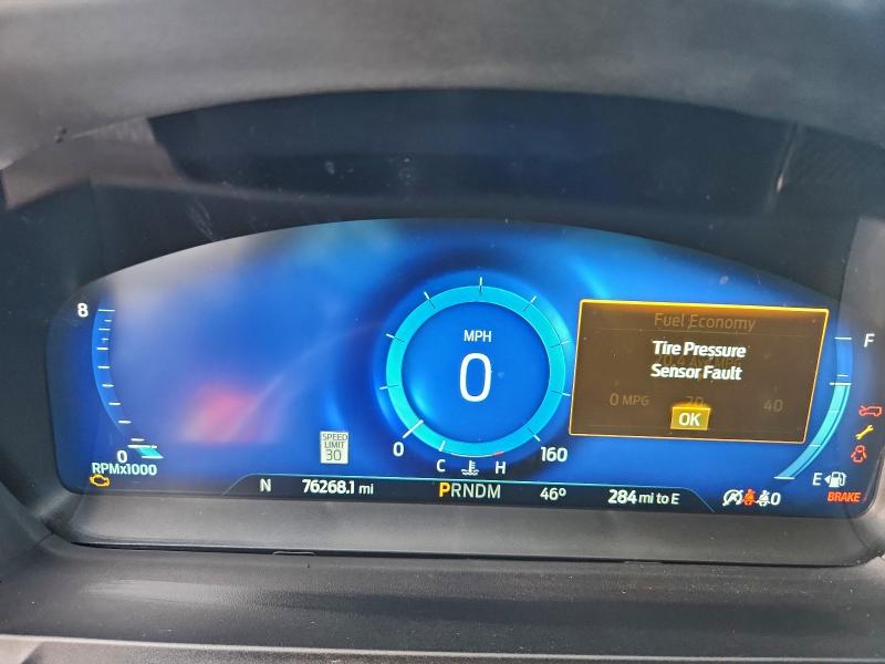 Фото 9 - FORD EXPLORER