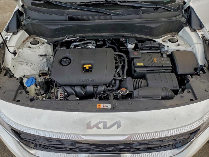 Фото 12 - KIA SELTOS