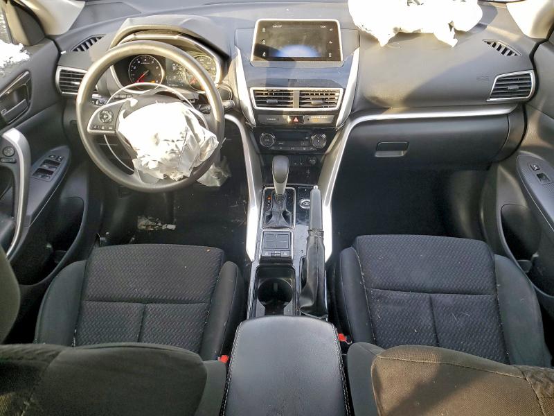 Фото 8 - MITSUBISHI ECLIPSE