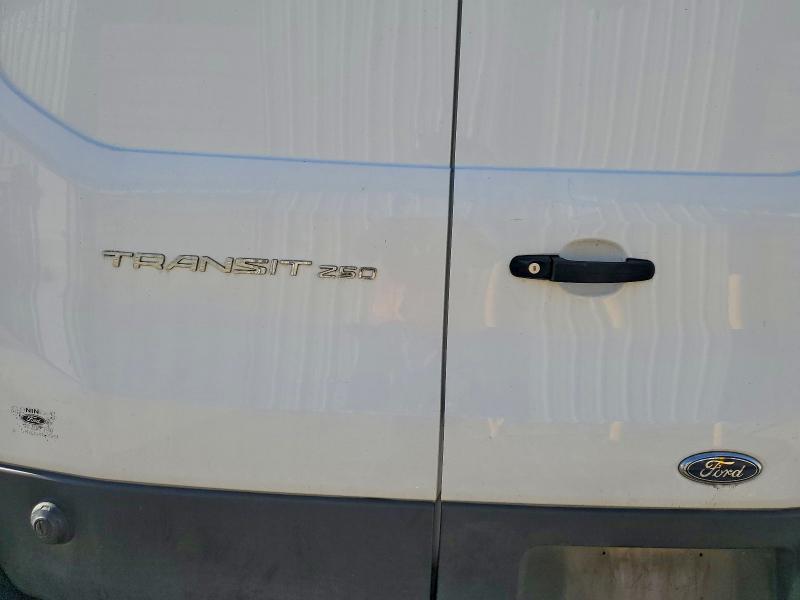 Фото 10 - FORD TRANSIT