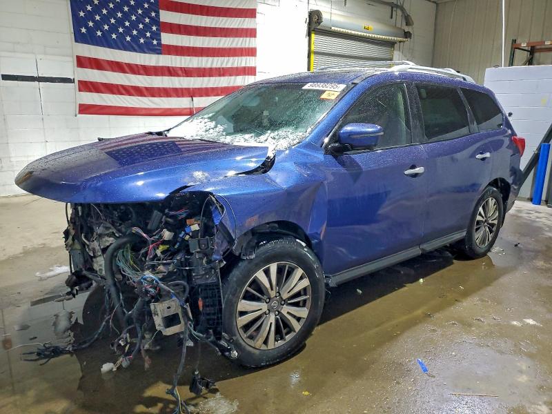 Фото 1 - NISSAN PATHFINDER